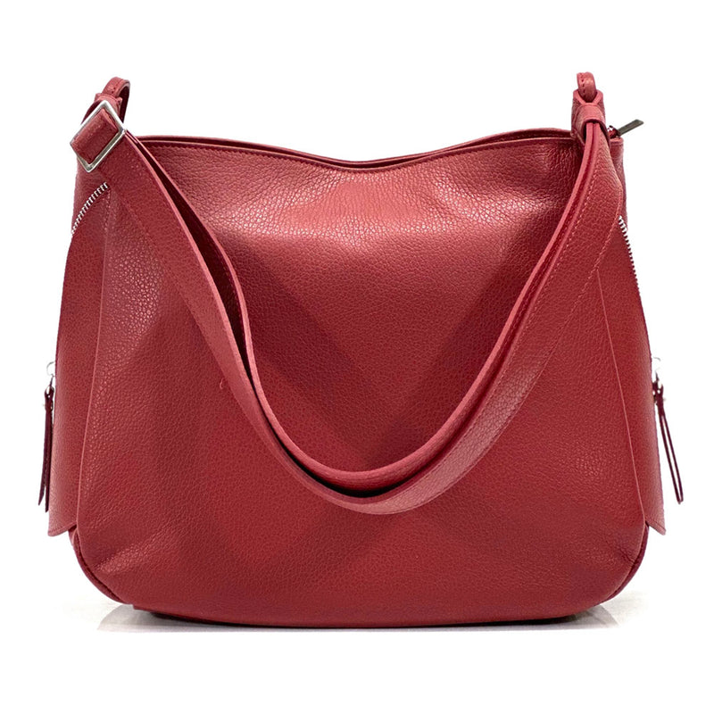 Beatrice leather slouch bag in red