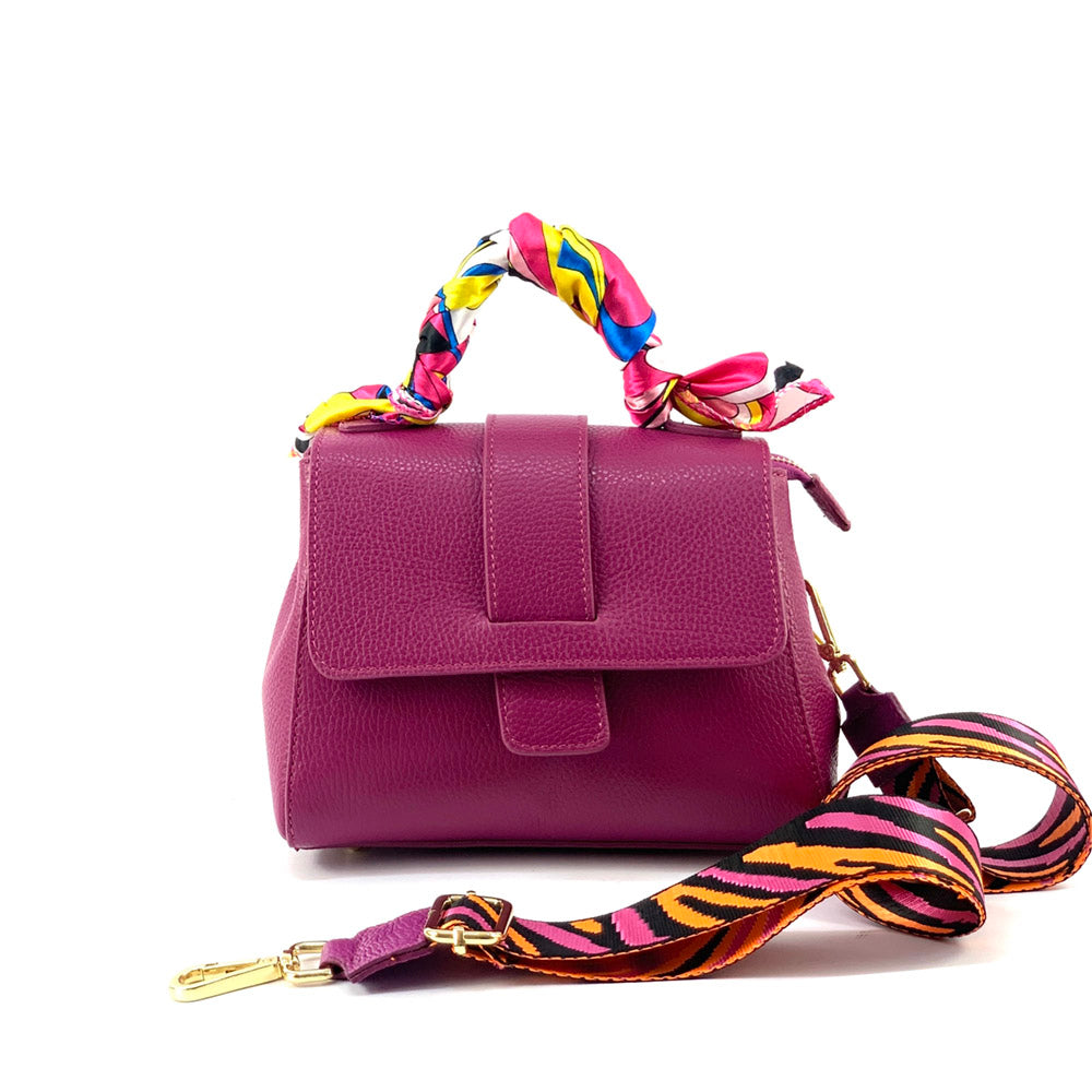 Kylie leather Handbag-1