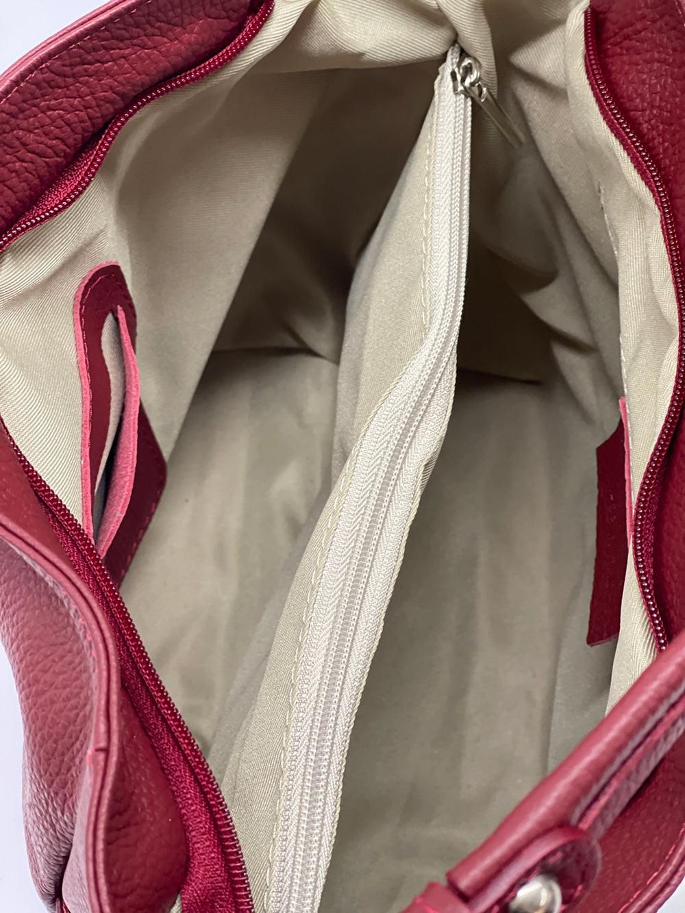 Betta leather shoulder bag-11