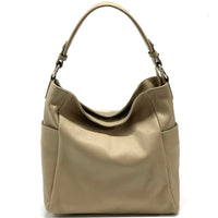 Betta leather shoulder bag-23