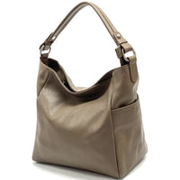 Betta leather shoulder bag-13