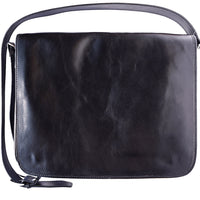 Christopher GM Messenger bag in cow leather-27