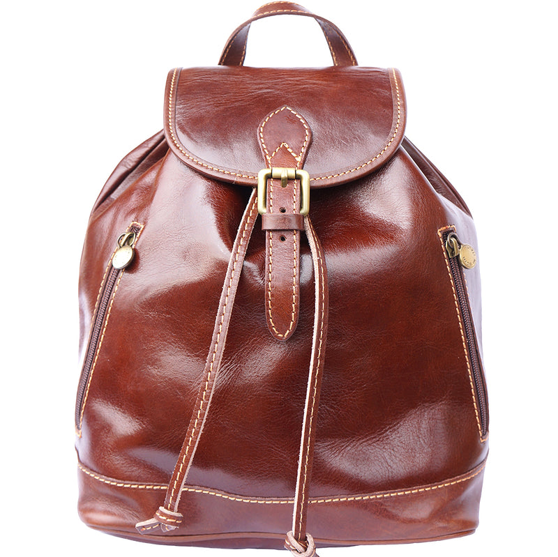 Luminosa GM Italian Leather Backpack. Elegant design, spacious interior, adjustable straps & secure closure. Handcrafted in Italy.