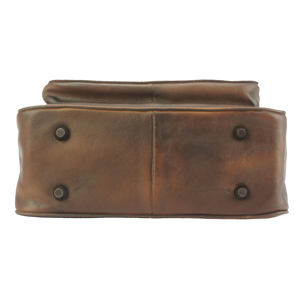 Montaigne GM vintage leather Handbag-9