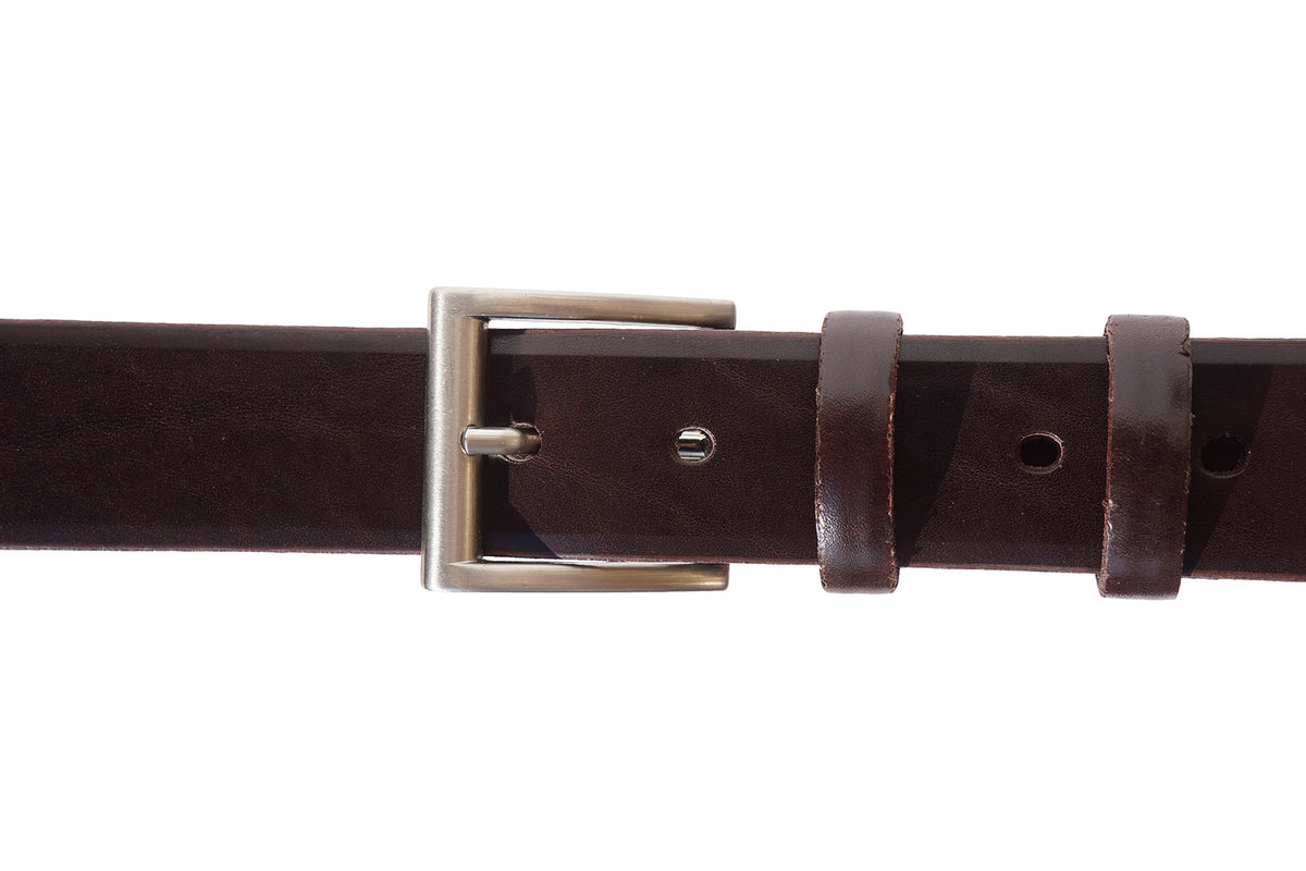 Diego Toscani Italian Leather Belt - Crafted from full-grain calfskin for enduring quality and timeless style for both men and women.