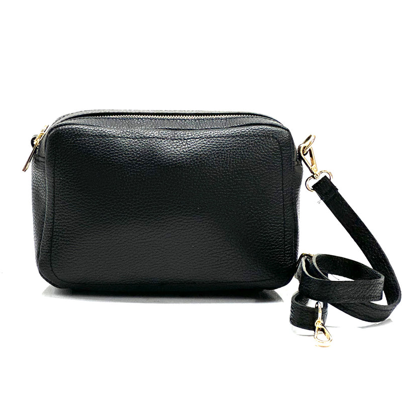 Anita Vera Pelle Italian Leather Crossbody Bag in Black - Luxurious Italian craftsmanship for everyday elegance.